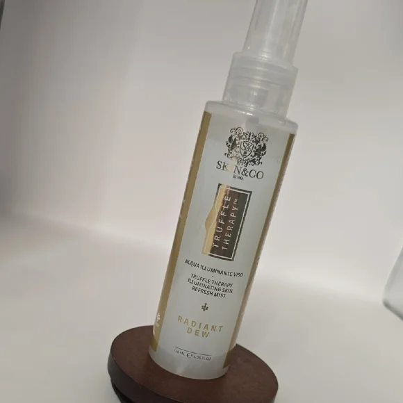SKIN&CO Truffle Therapy Radiant Dew Mist - Picture 1 of 7